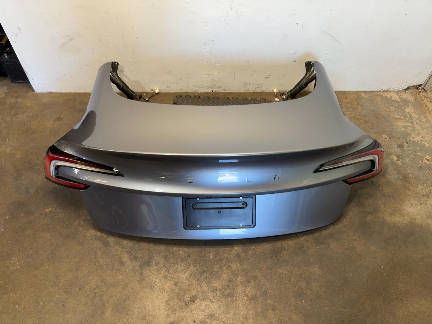 2024-2026 Tesla Model 3 Highland Trunk Lid Assembly 1714928-E0-B