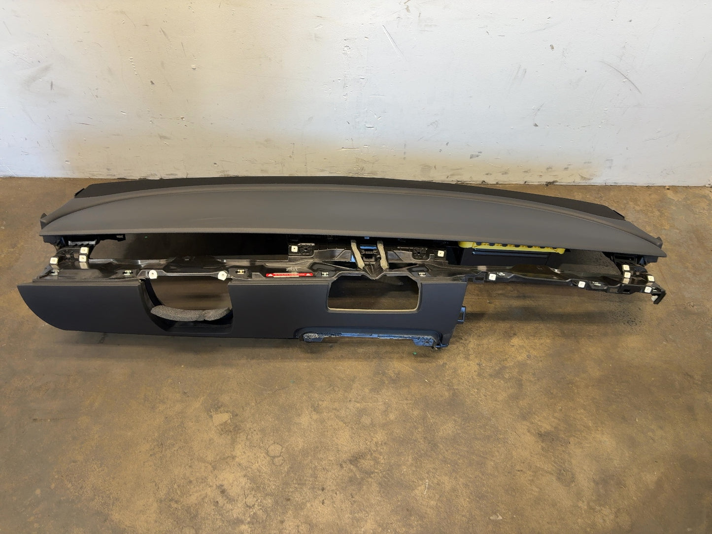 2018 Tesla Model 3 Dash Panel With Airbag 1077823-00-D