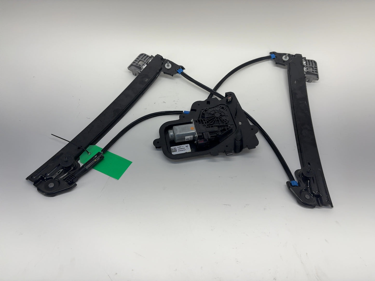 2018 Tesla Model 3 Front Right Door Window Regulator 1096621-01-F