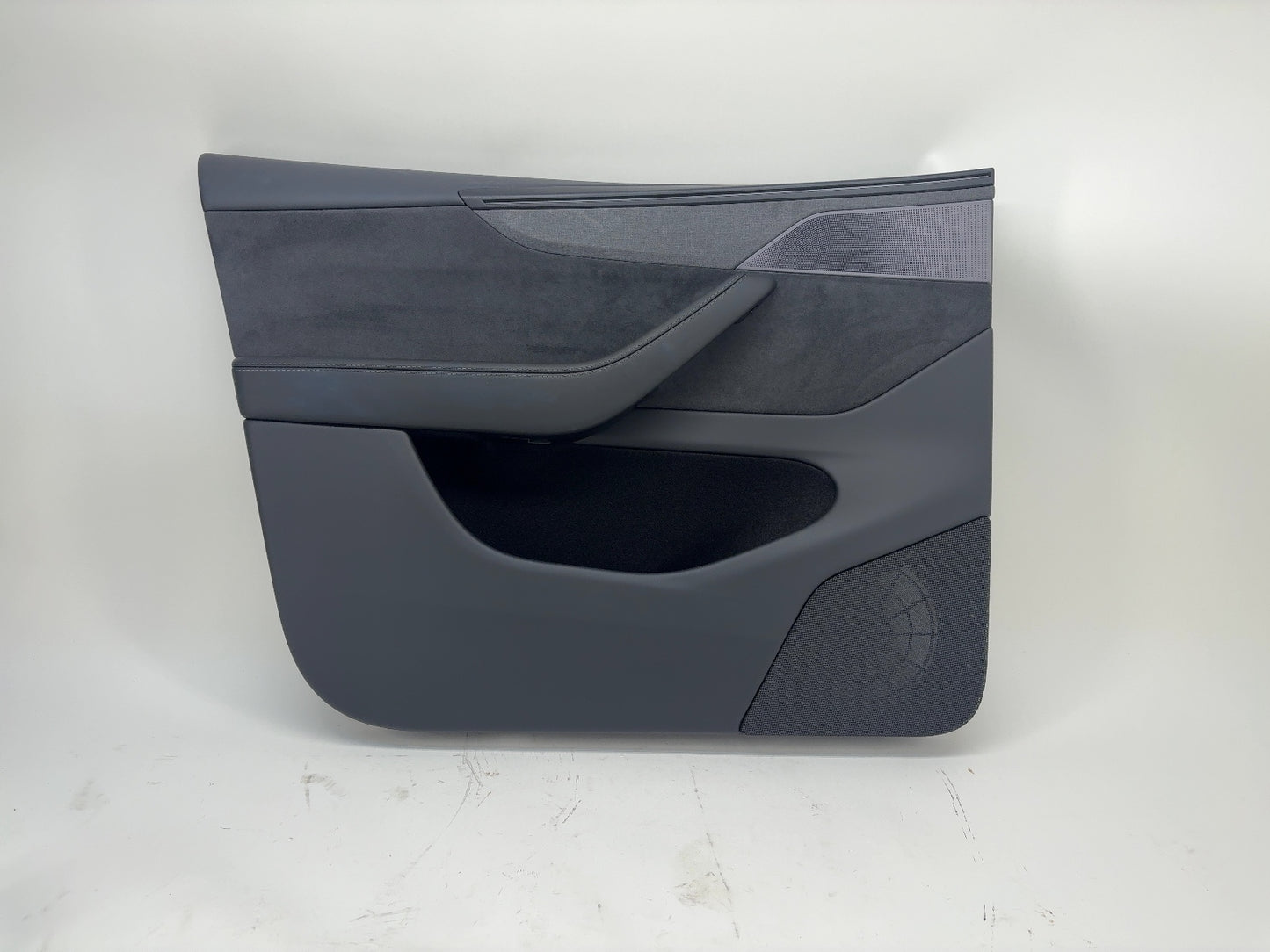 2026 Tesla Model Y Juniper Front Left Door Panel 3643294-51-G