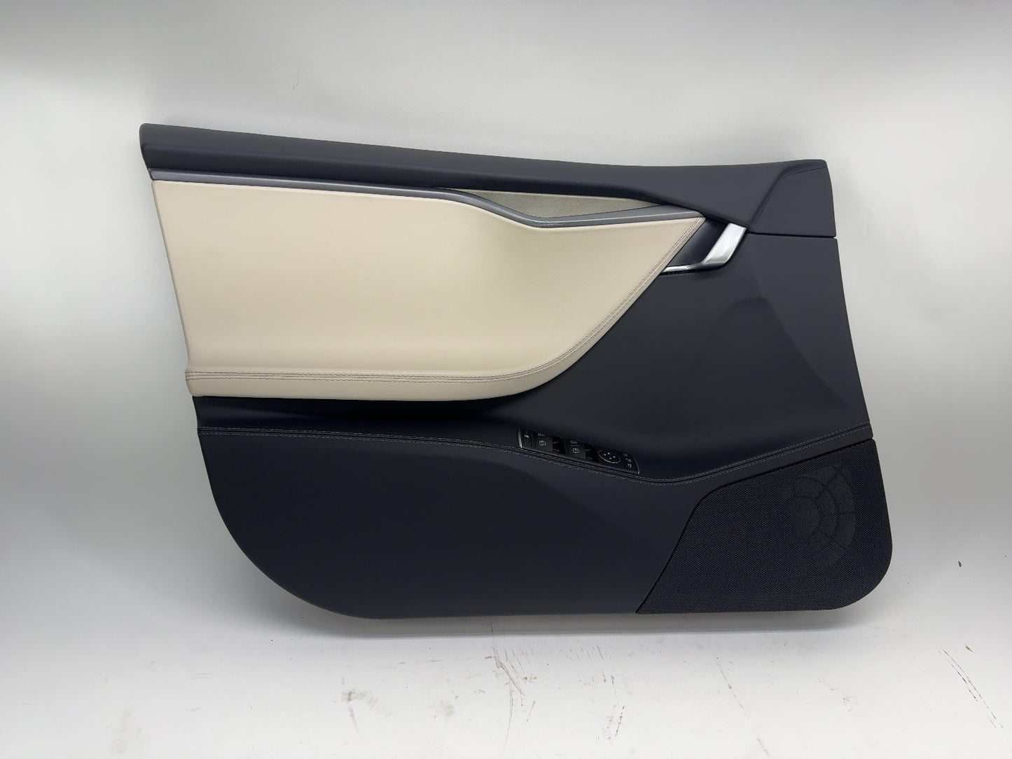 2018 Tesla Model S Front Left Door Panel Cream 6006071-52-N