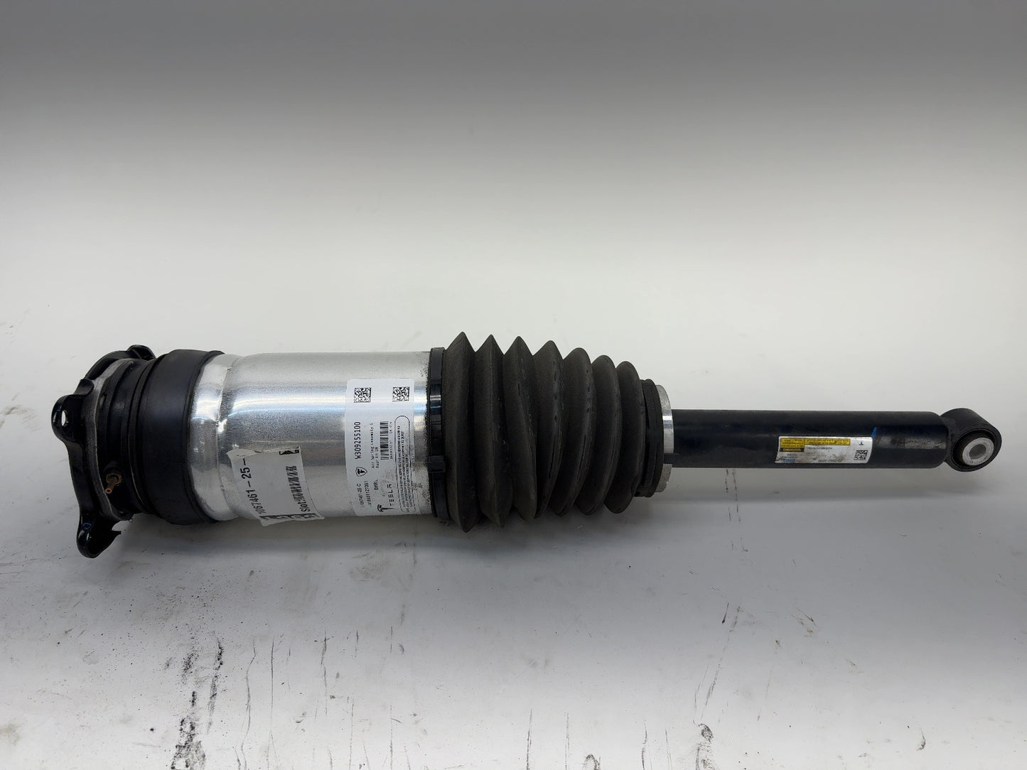 2018 Tesla Model S Rear Air Spring Module Left Dual Motor 1067461-25-C