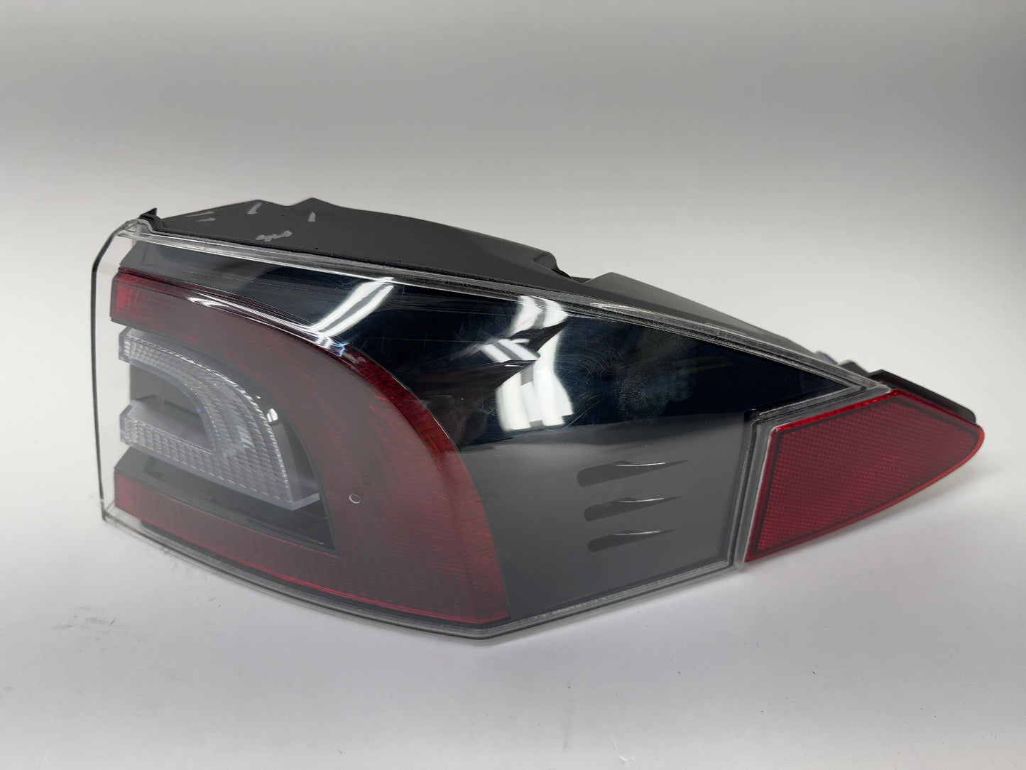 2018 Tesla Model S Tail Lamp Rear Body Side Right 6005919-00-F