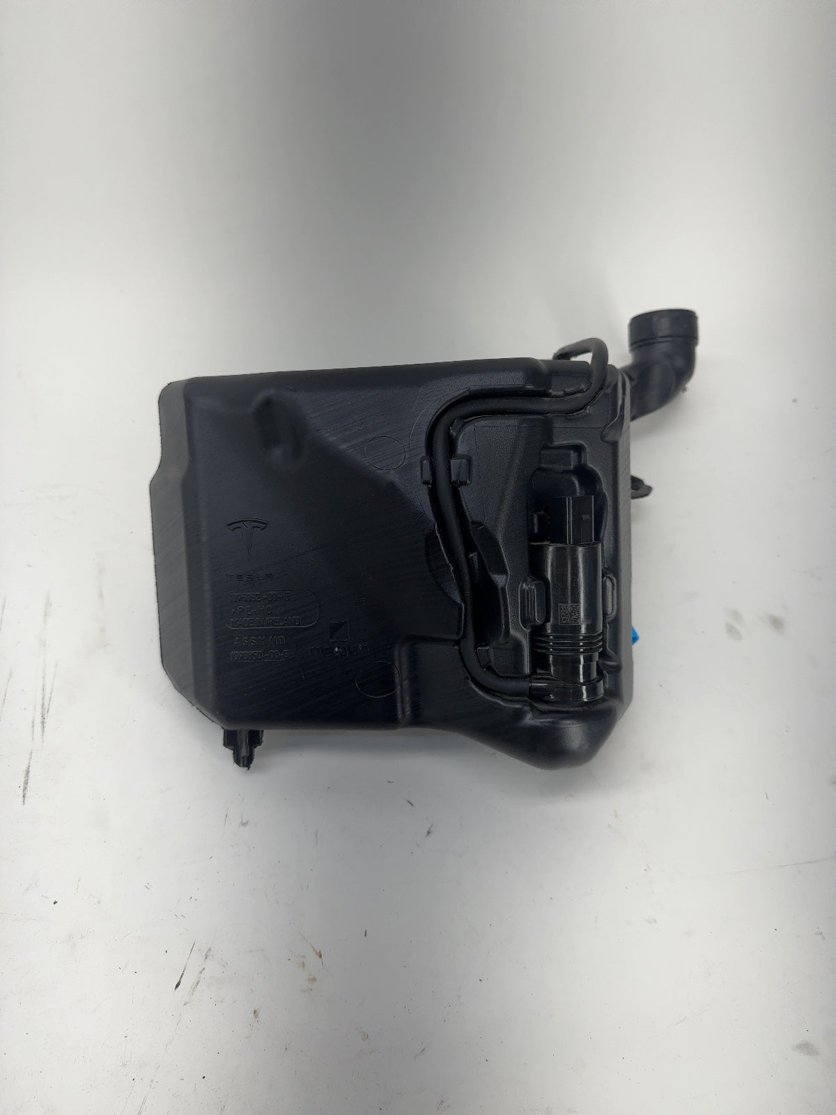 2021 Tesla Model 3 Windshield Washer Tank 1096062-00-G