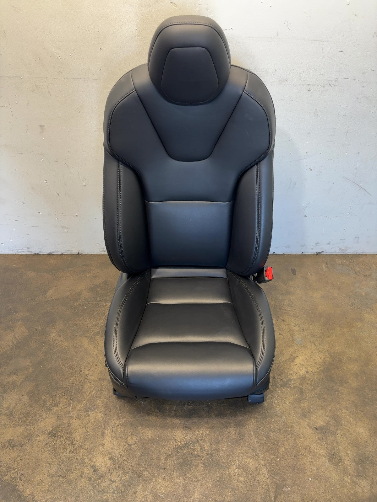 2020 Tesla Model S Front Right Seat Assembly 3876524-02-C
