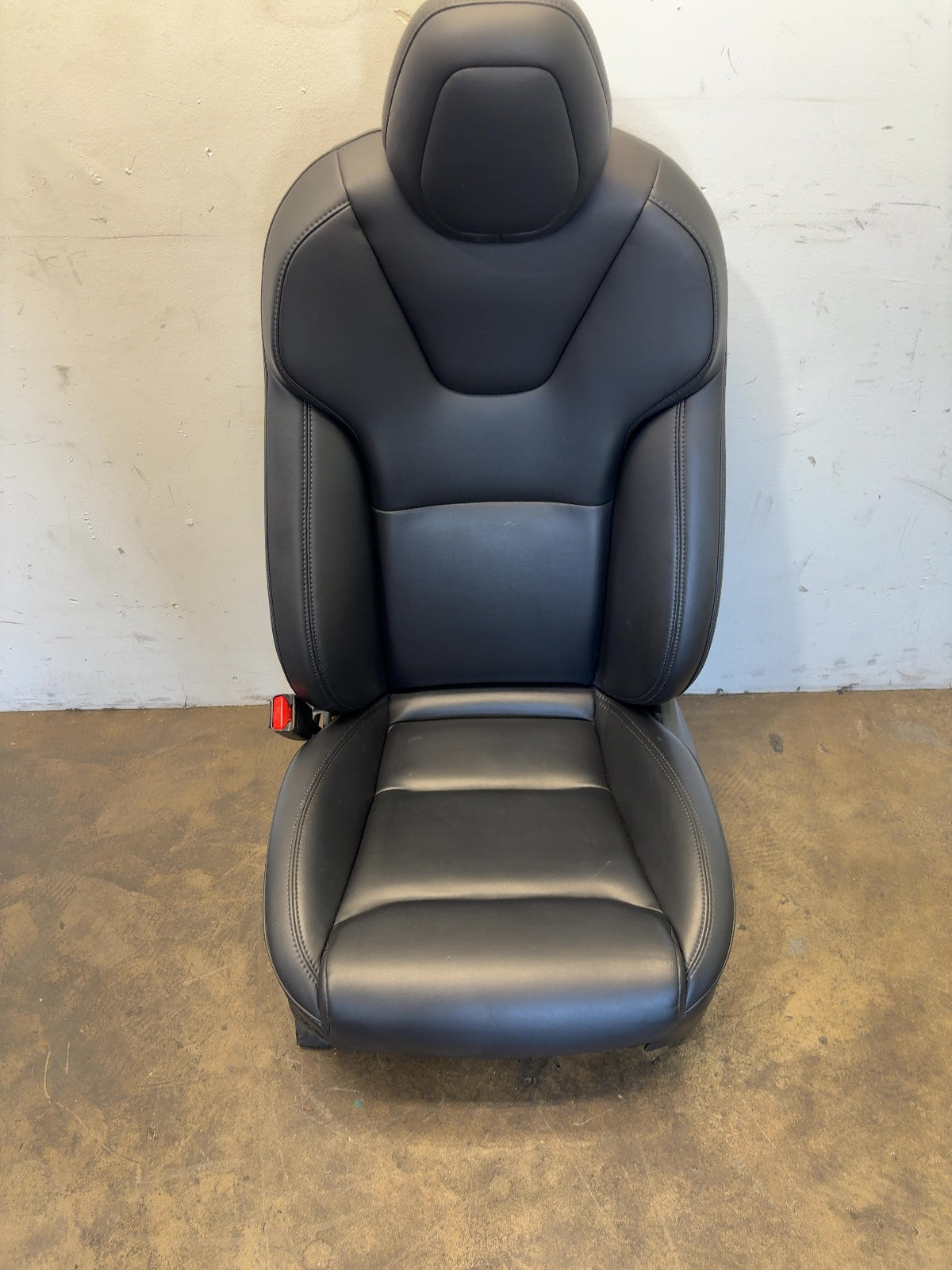 2020 Tesla Model S Front Left Seat Assembly 3876527-02-C