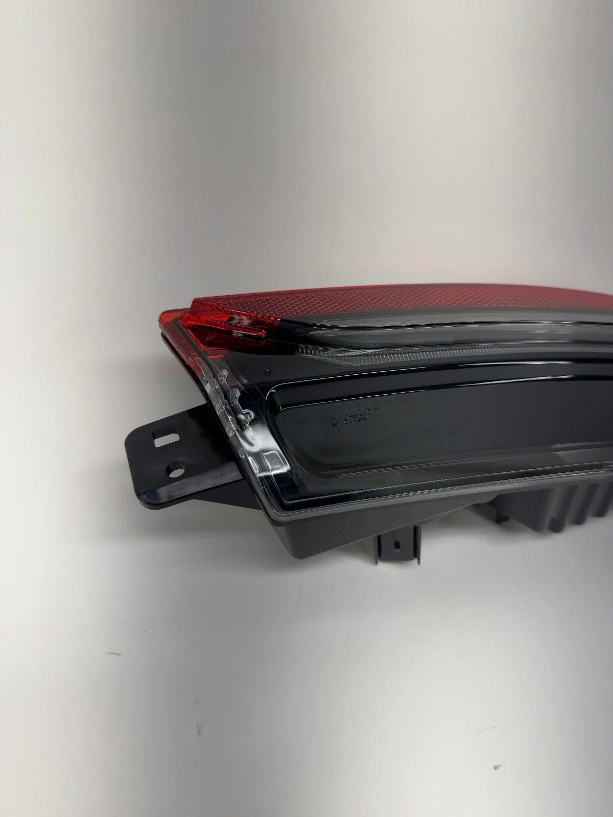 2025-2026 Tesla Model 3 Highland Rear Bumper Right Light 1712514-00-E