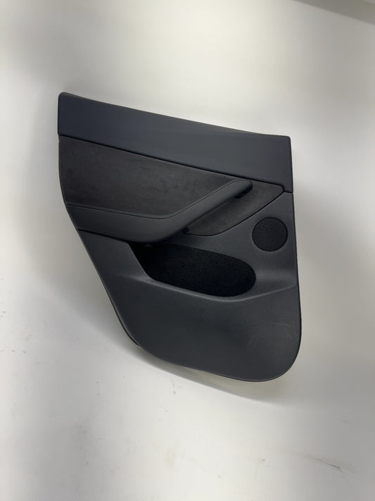 2023-2025 Tesla Model Y Rear Left Door Panel 1997296-00-D