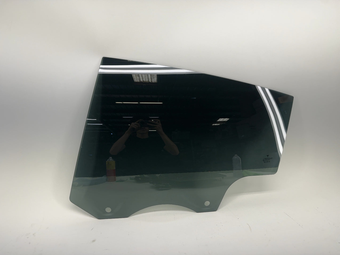 2021-2025 Tesla Model Y Rear Left Door Glass Note 1495506-00-B