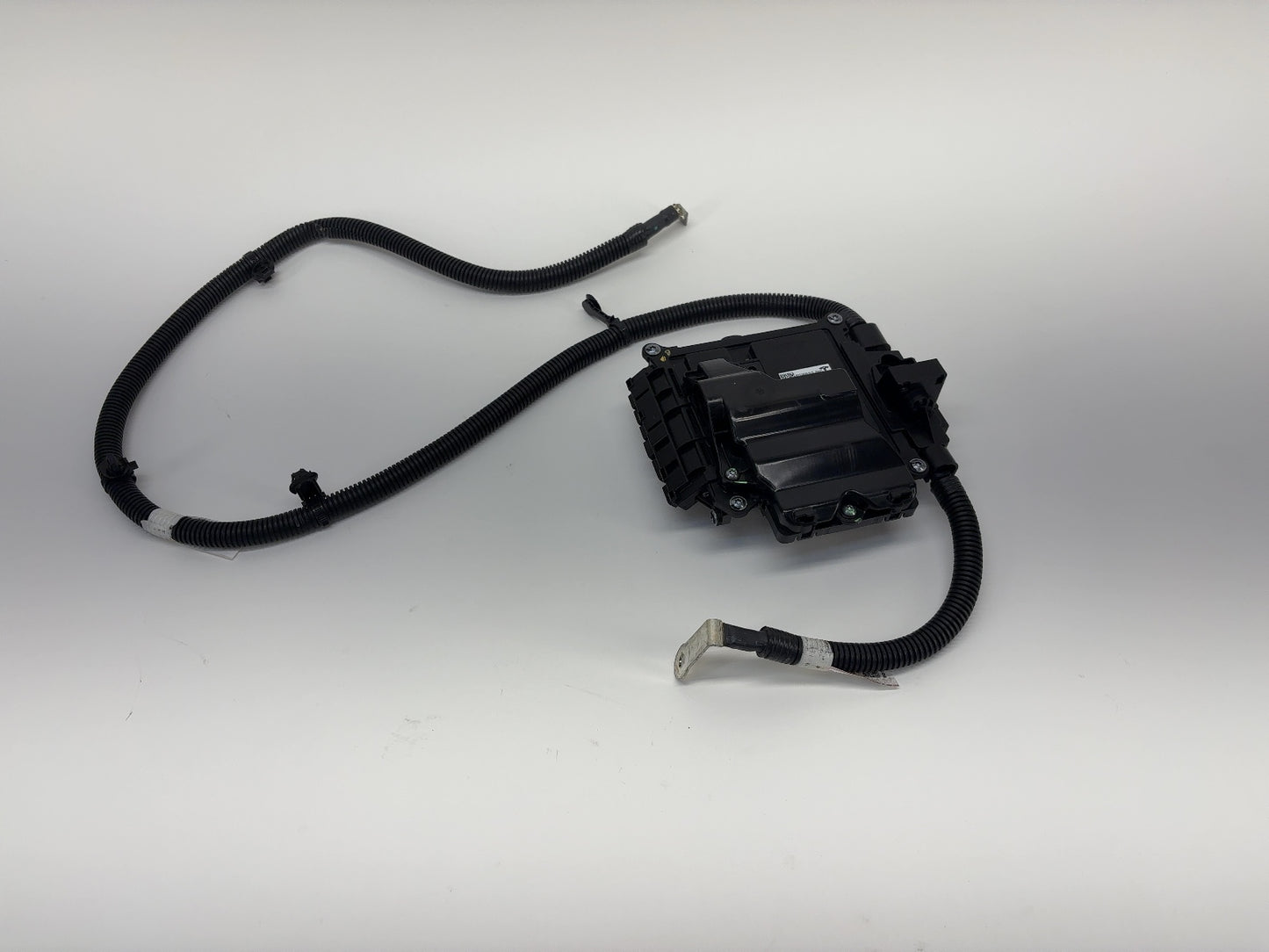 2018 Tesla Model S Efuse Module 1112379-00-G