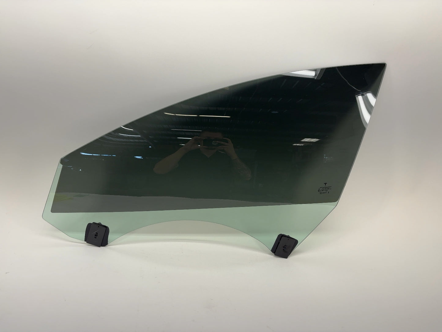 2021-2024 Tesla Model 3 Front Left Door Glass Laminated Note* 1568570-00-C