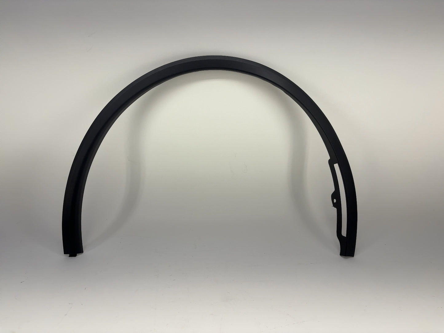 2026 Tesla Model Y Juniper Front Fender Garnish Right 1937599-00-C