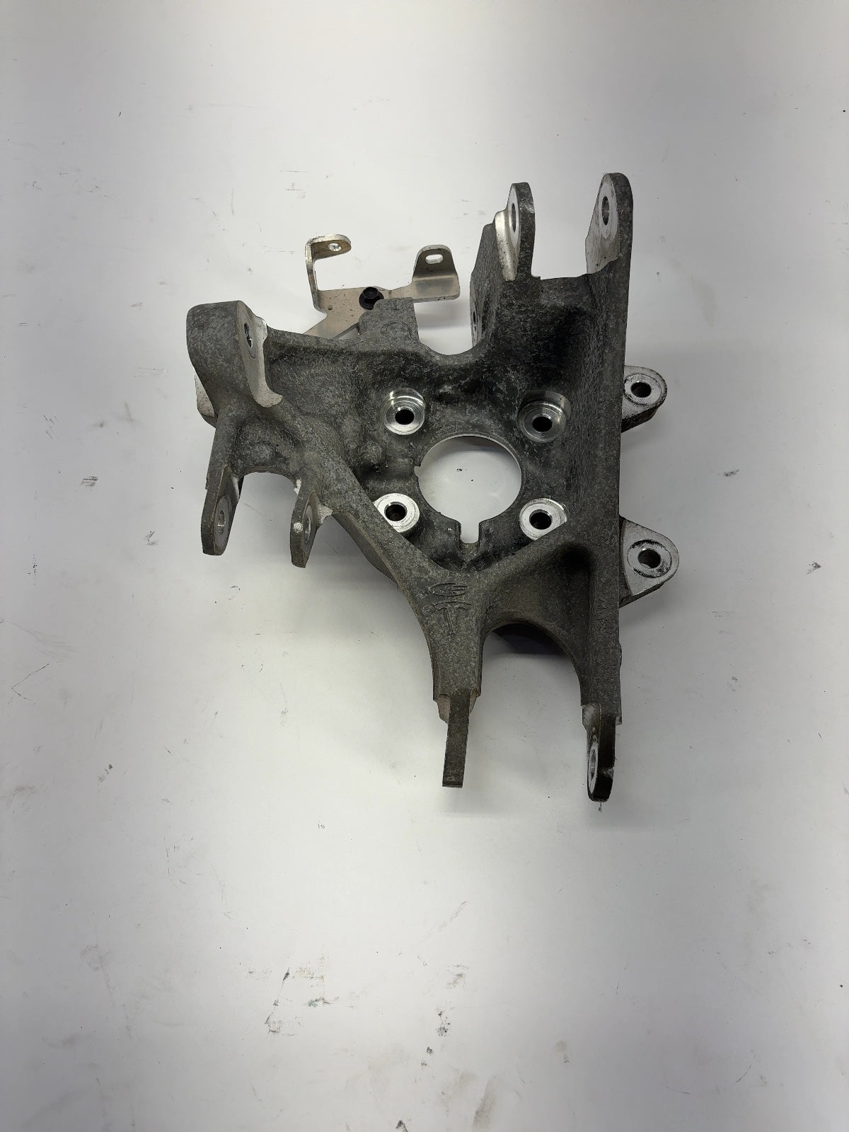 2018 Tesla Model S Rear Knuckle Right 1058540-00-B