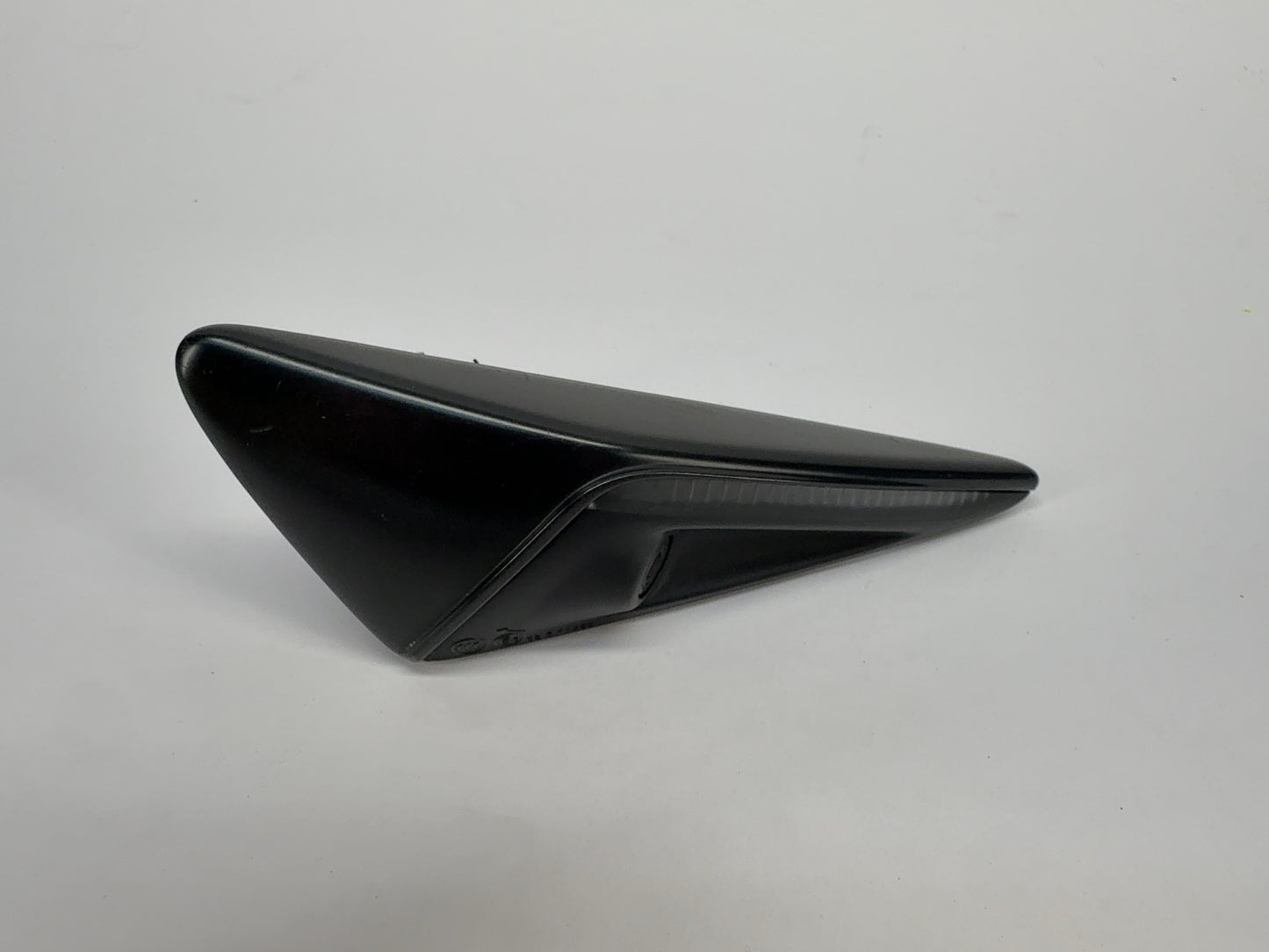 2021-2023 Tesla Model Y Front Left Fender Repeater Camera Note 1495864-20-C
