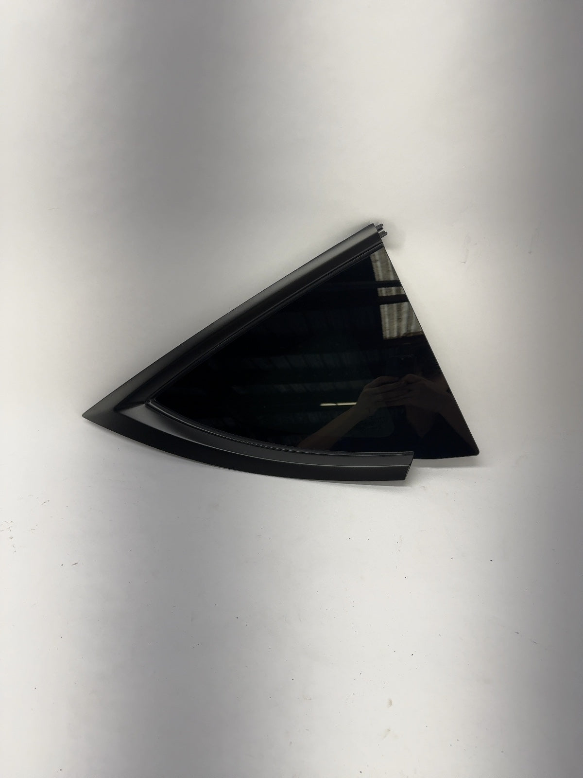 2024 Tesla Model Y Right Quarter Glass 1495741-00-H
