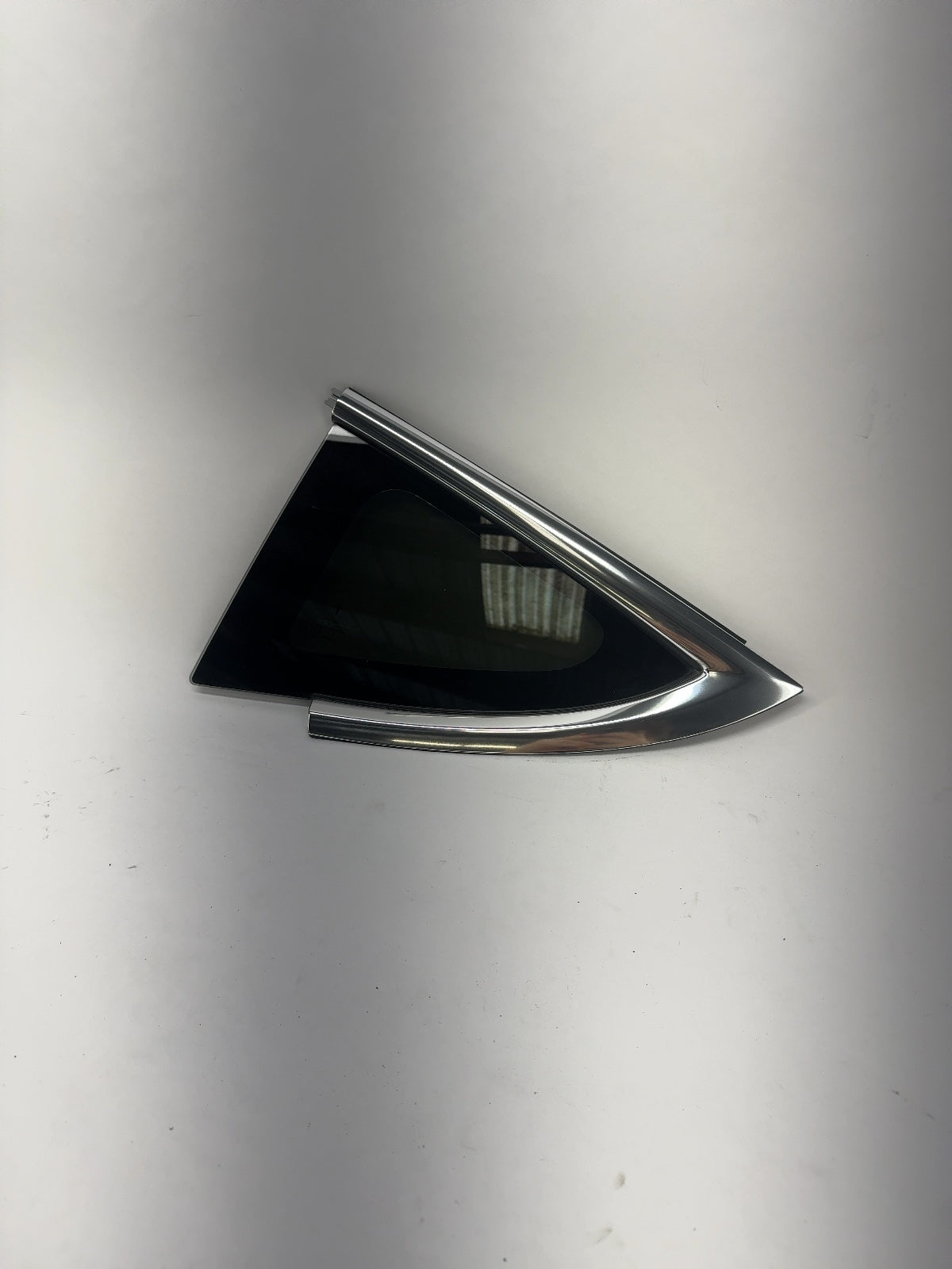 2018-2019 Tesla Model 3 Rear Quarter Glass Left 1098757-00-F