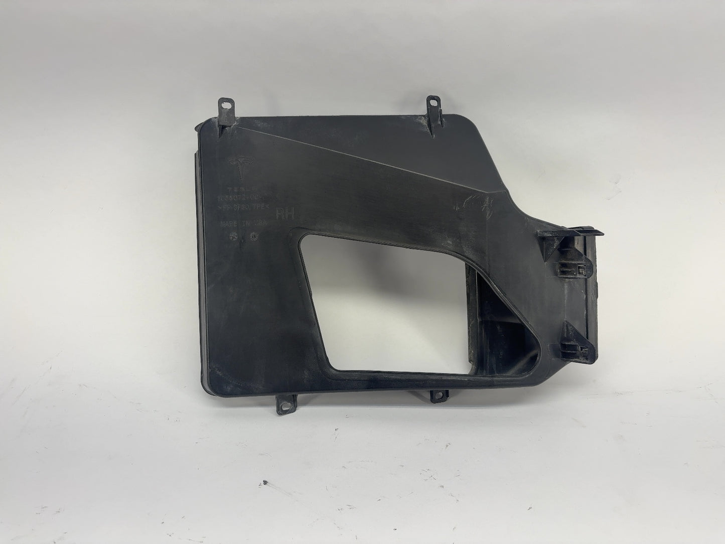 2019 Tesla Model S Right Radiator Air Duct 1058072-00-C