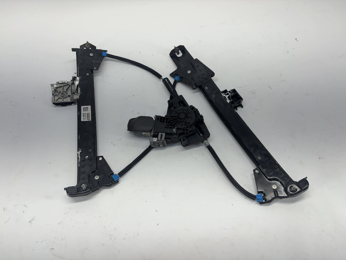 2019 Tesla Model S Regulator Rear Door Left 6006334-99-L