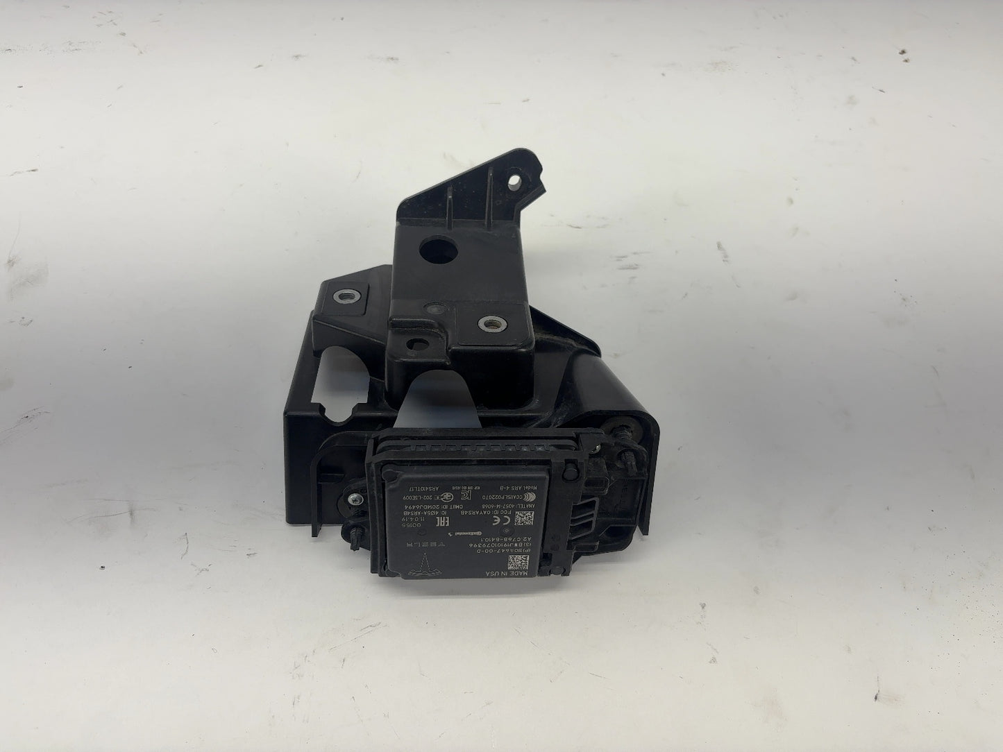 2019-2021 Tesla Model S Radar With Bracket 1108647-00-D