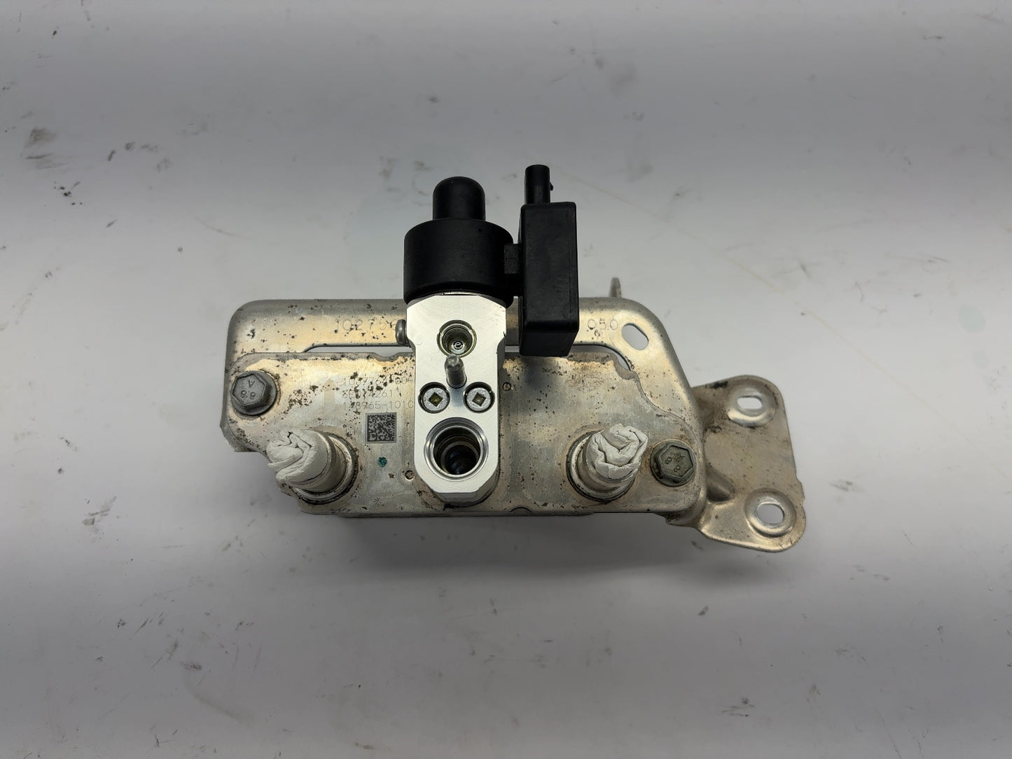 2019 Tesla Model S Battery Chiller With Exv 1037357-00-G