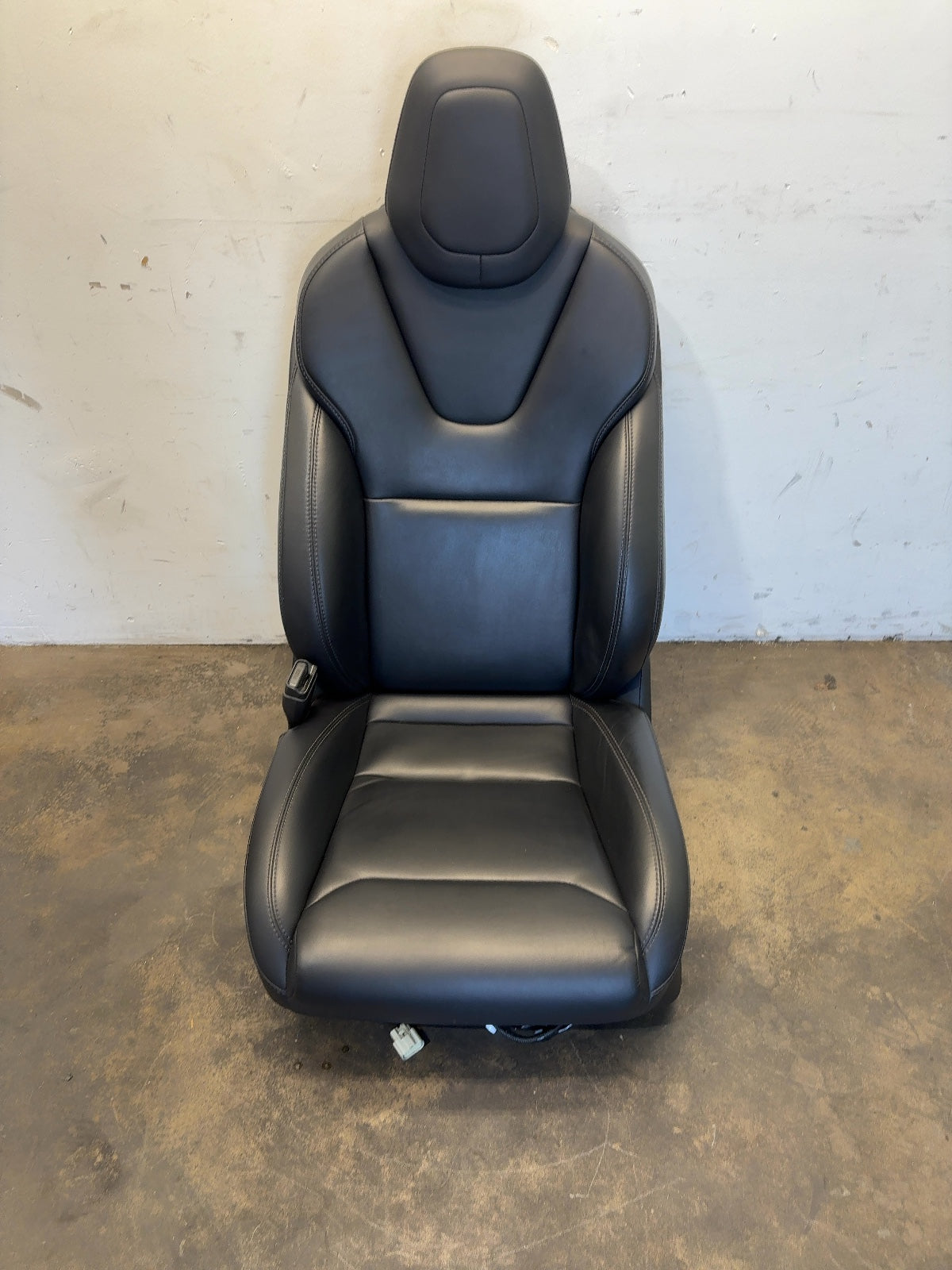 2019 Tesla Model S Front Left Seat Assembly 9876540-02-A