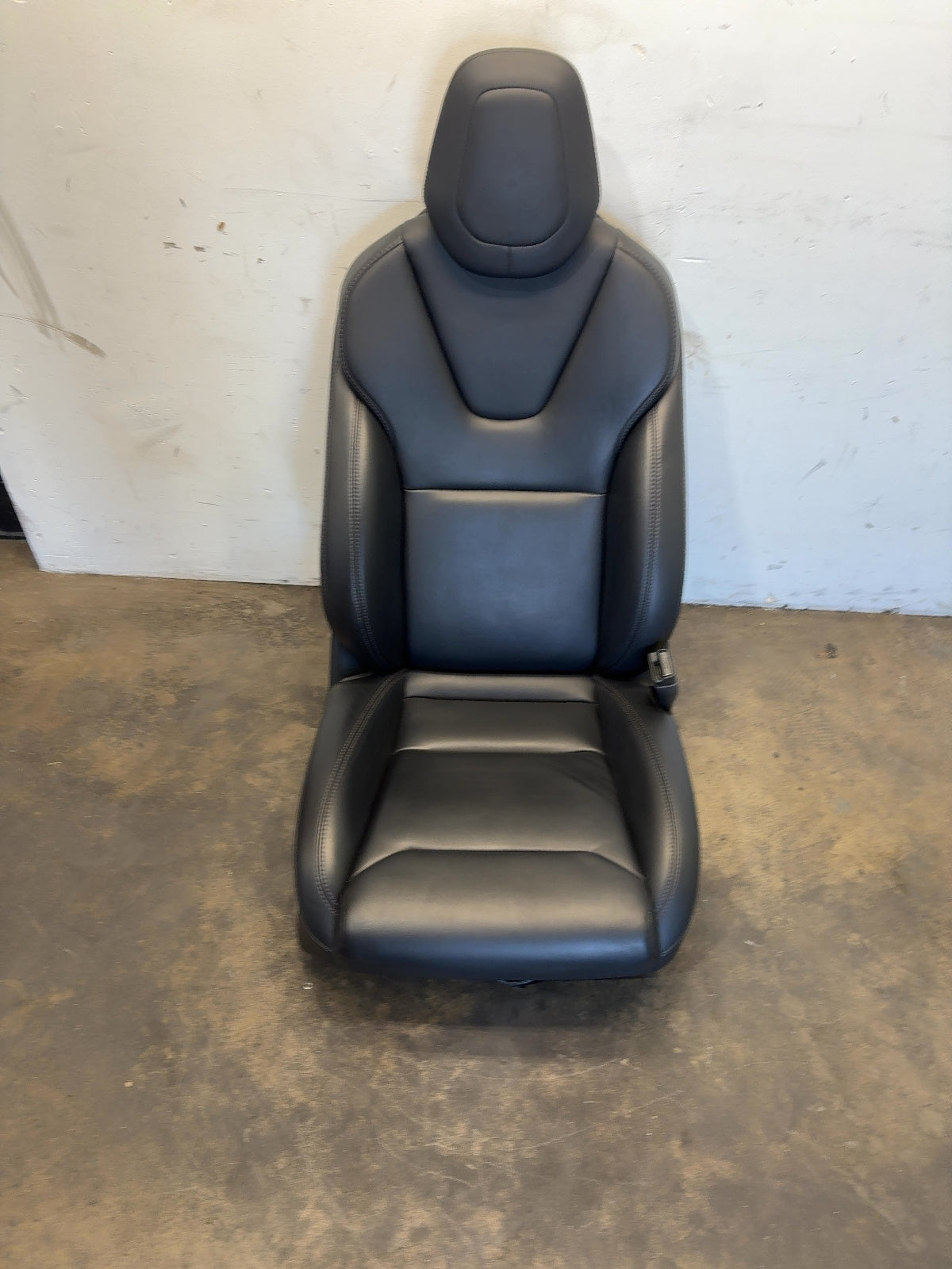 2019 Tesla Model S Front Right Seat Assembly 9876536-02-A