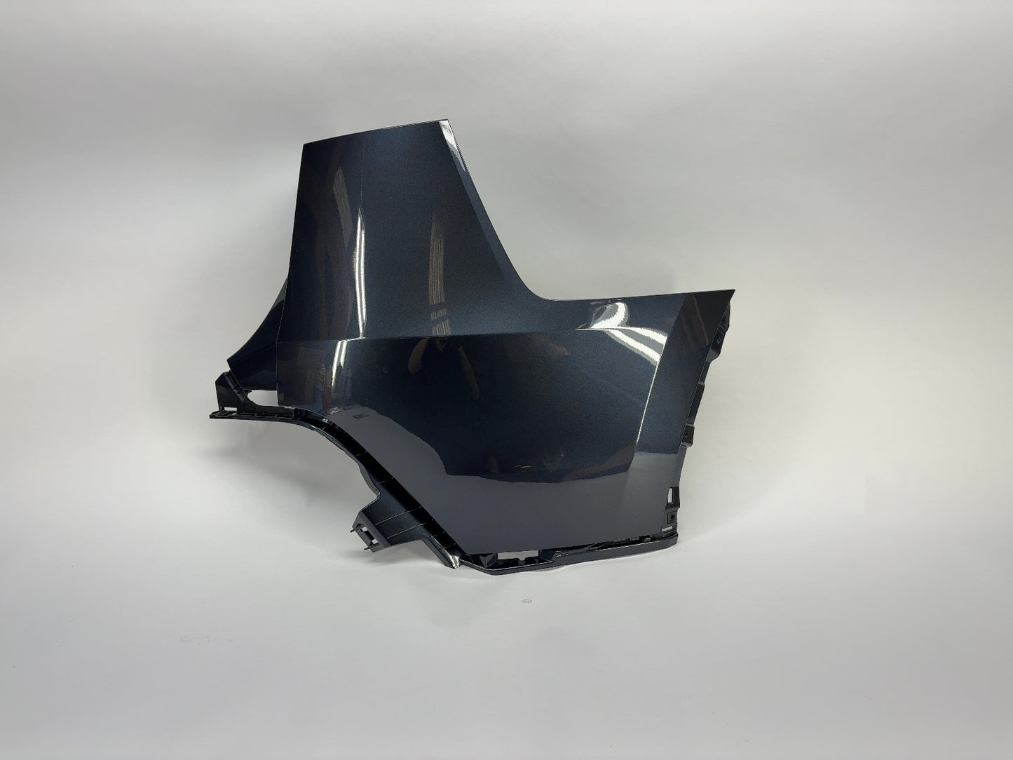 2026 Tesla Model Y Juniper Rear Upper Fascia Right 1947146-00-F