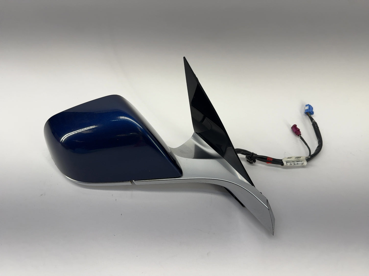 2017-2018 Tesla Model 3 Front Right Door Mirror Assembly 1110778-98-E