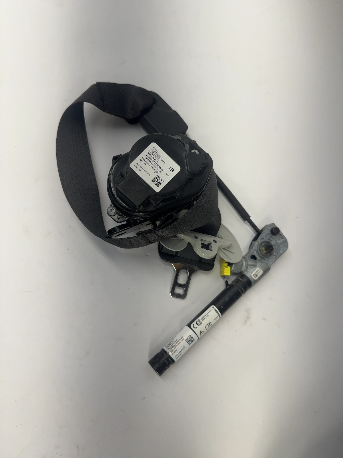 2018 Tesla Model 3 Front Right Seatbelt W Pretensioner 1081279-01-E