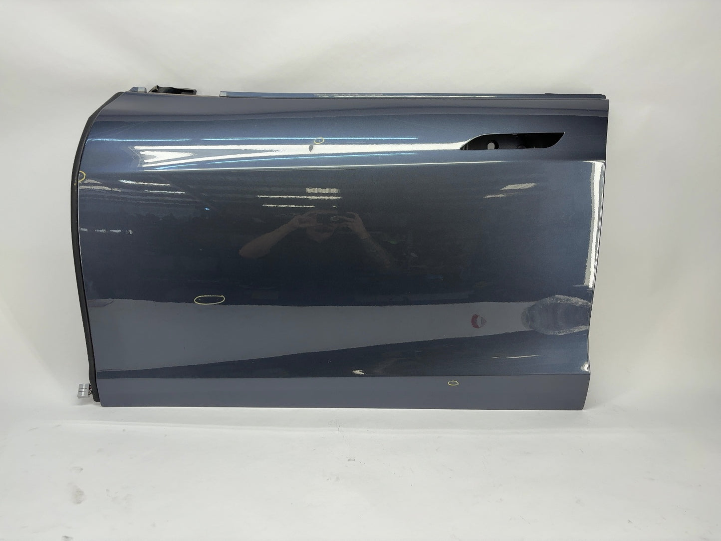 2014-2019 Tesla Model S Front Left Door Shell 6006662-E0-H