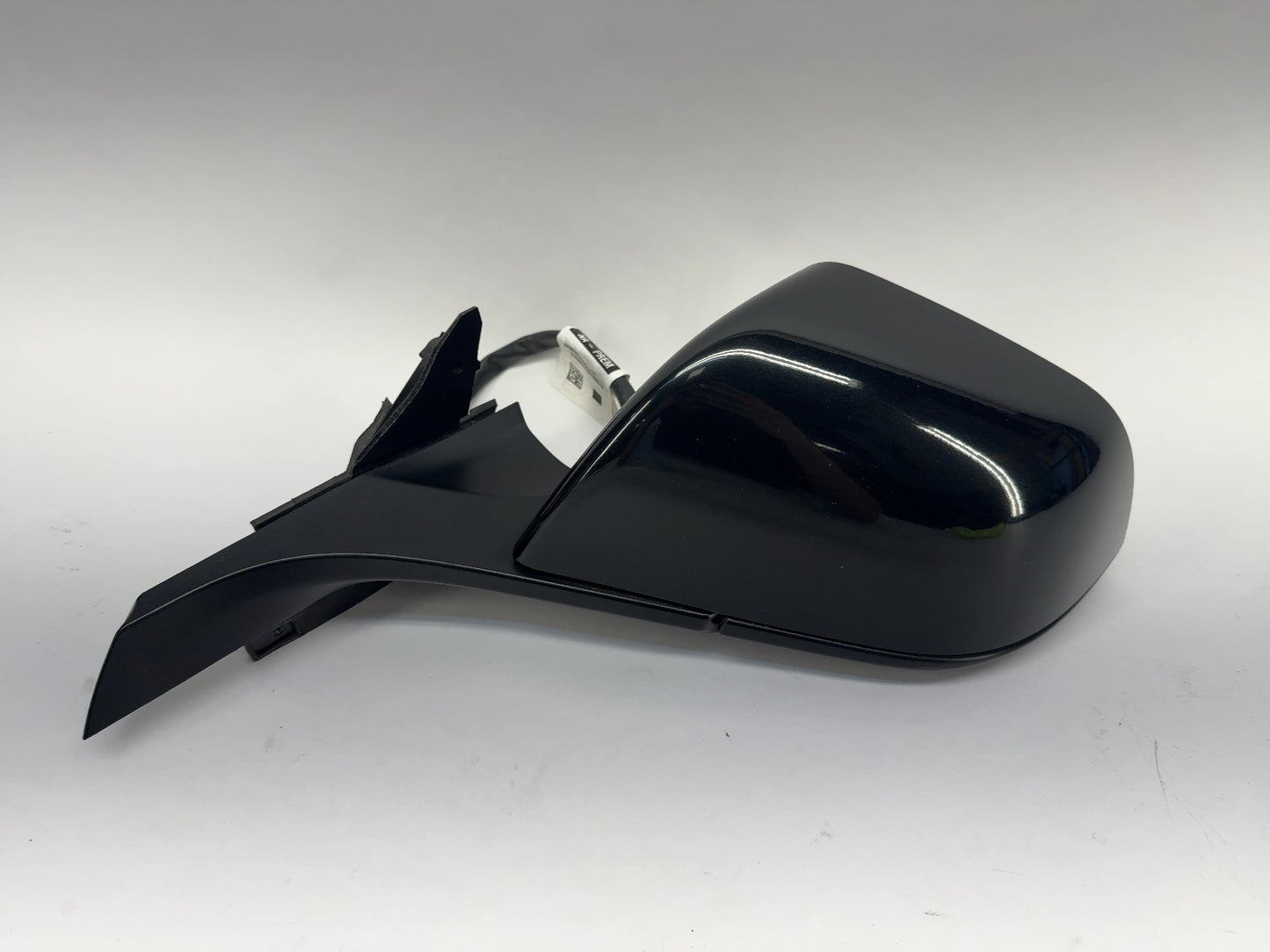 2022-2023 Tesla Model 3 Front Left Door Mirror Assembly 1592031-00-D