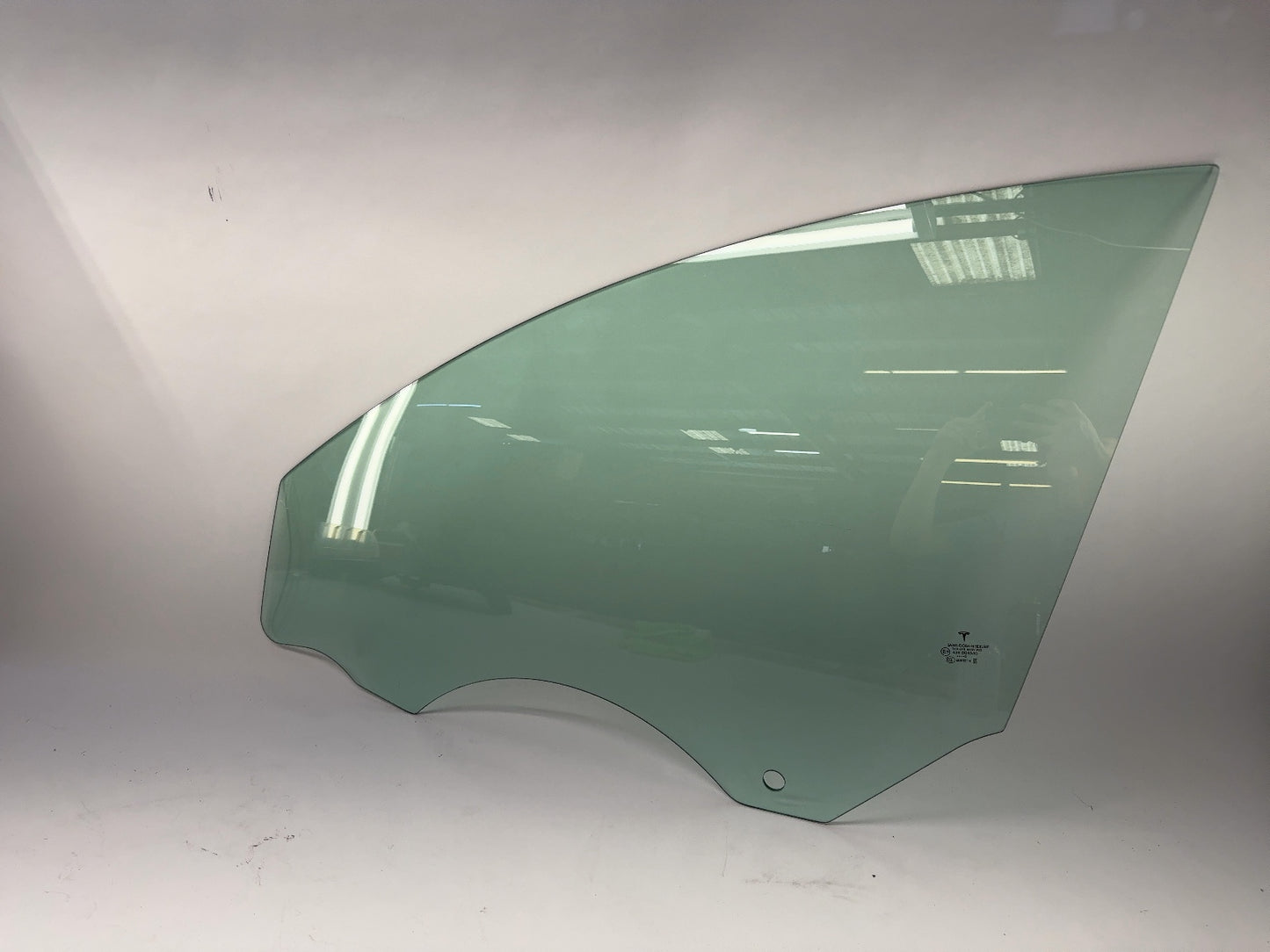 2020 Tesla Model Y Front Left Door Glass Laminated 1495508-00-B