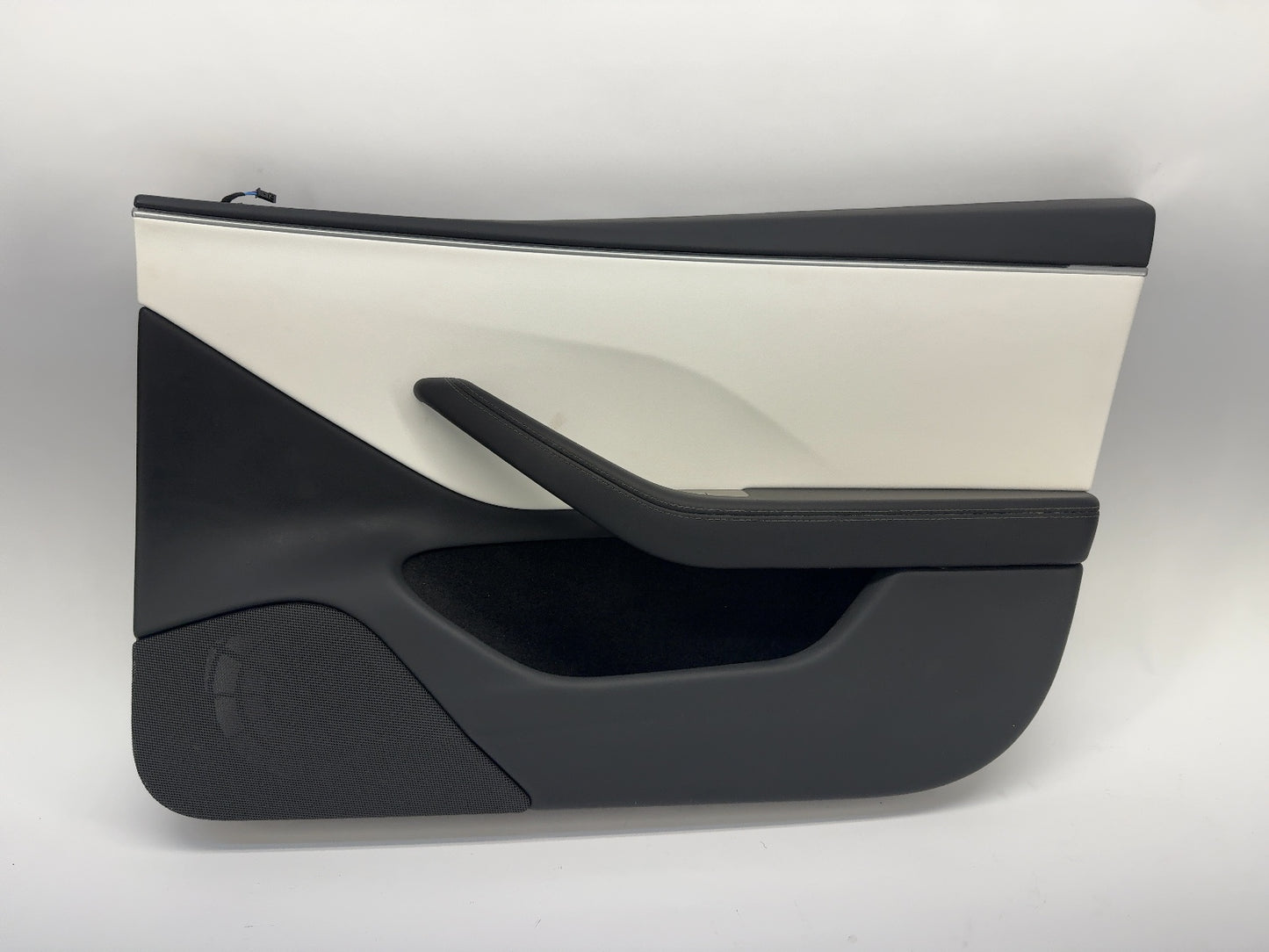 2025-2026 Tesla Model 3 Highland Front Left Door Panel 1776732-20-E