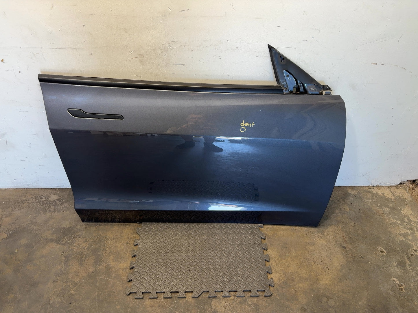 2018-2023 Tesla Model 3 Front Right Door Shell 1081420-E0-C