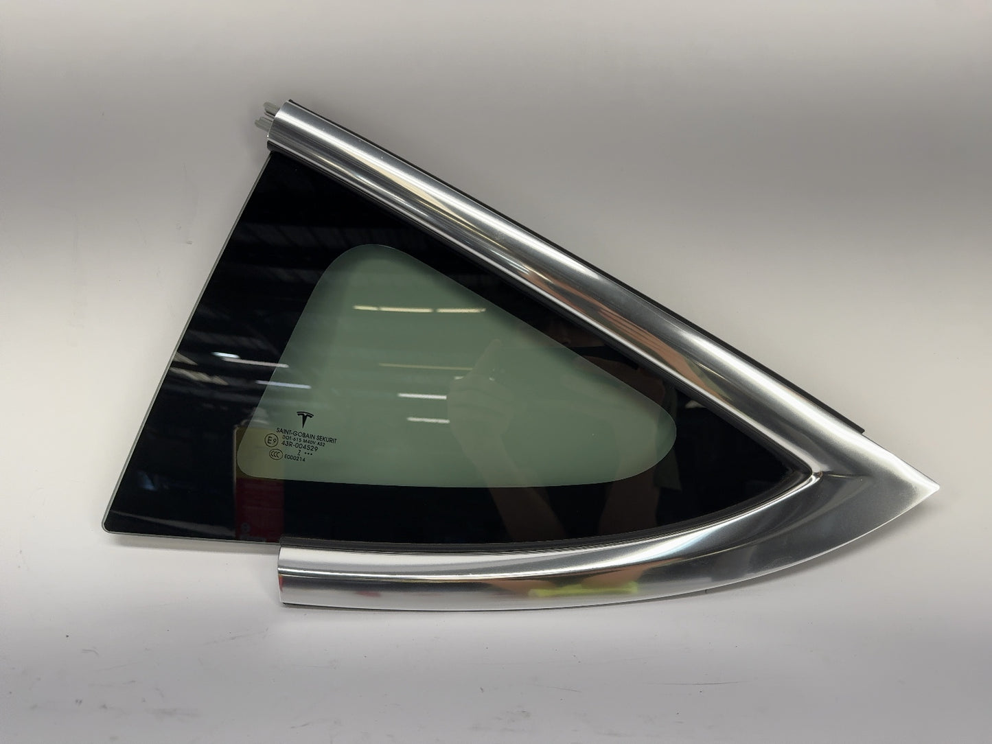 2018-2019 Tesla Model 3 Left Quarter Glass 1098757-00-F