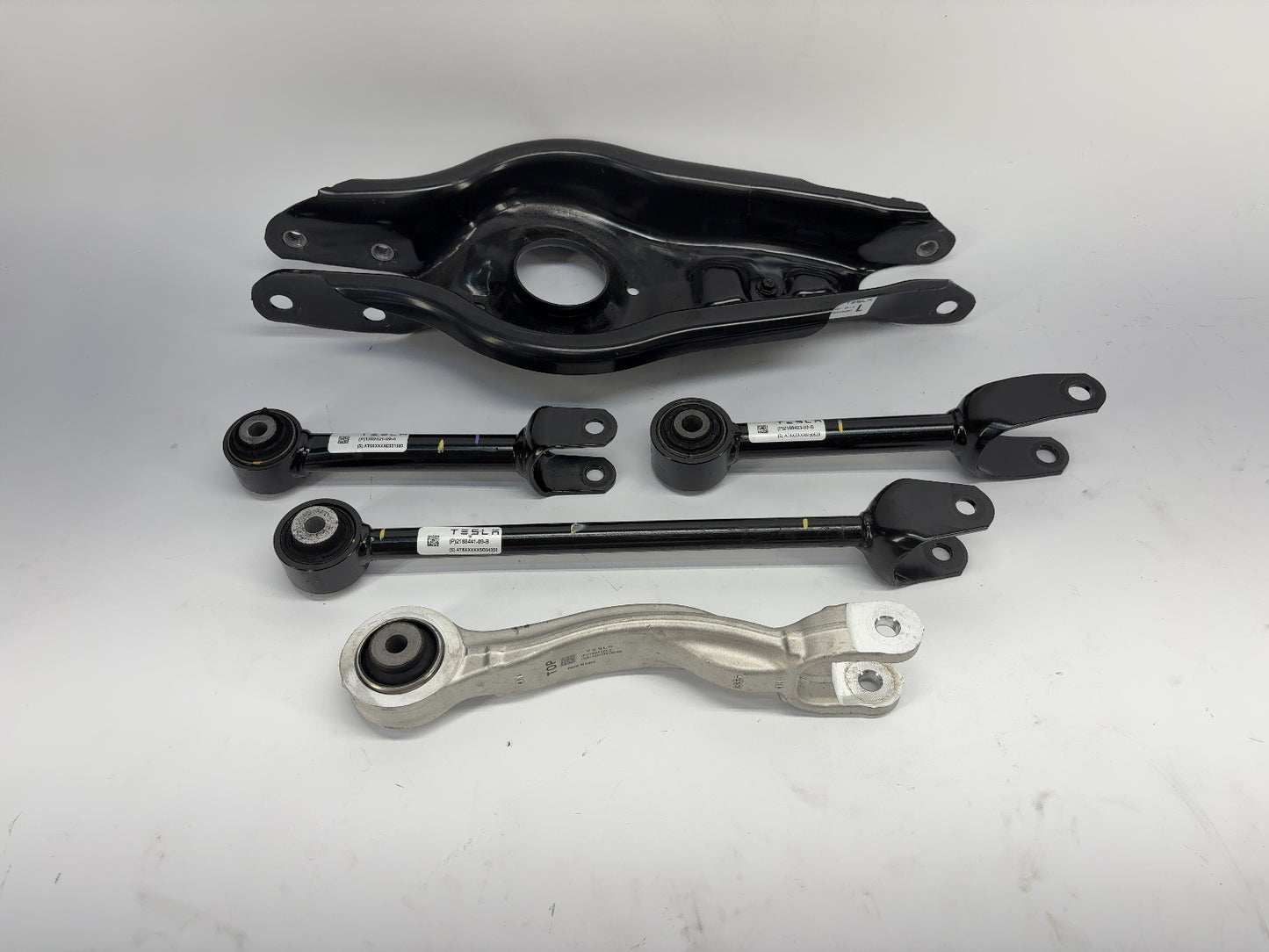 2026 Tesla Model Y Juniper Rear Left Control Arm Set 1288451-0L-A