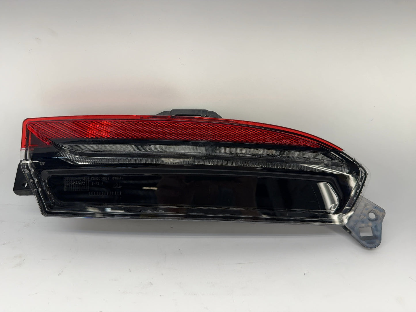 2025-2026 Tesla Model 3 Highland Rear Bumper Right Light 1712514-00-E