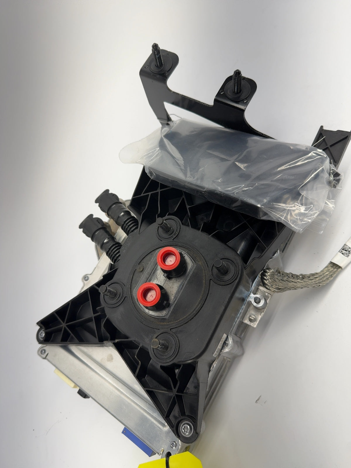 2022-2023 Tesla Model 3 Car Computer With Security Module 1681271-00-G