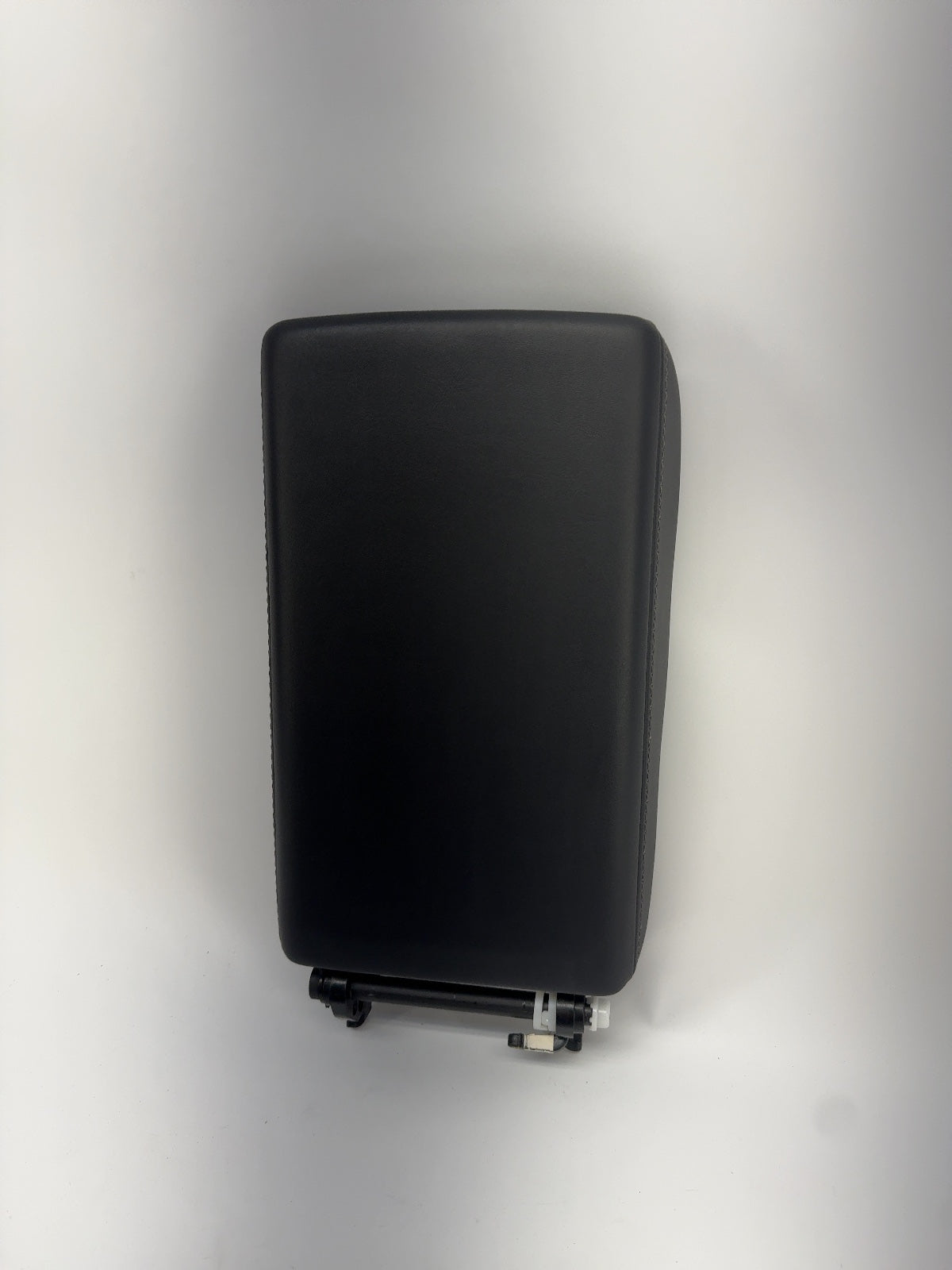 2018-2023 Tesla Model 3 Console Armrest Pad 1582886-00-B