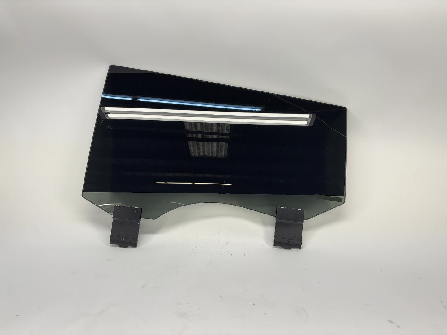 2024 Tesla Cybertruck Rear Left Door Glass Note 1805870-00-D