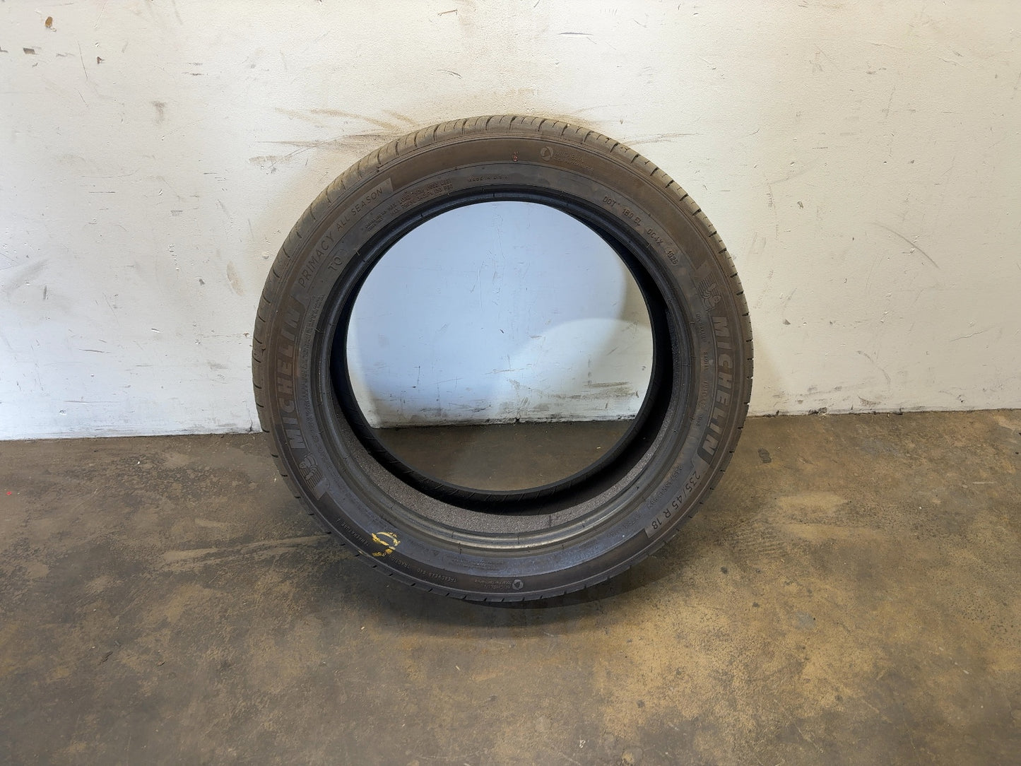 2024-2026 Tesla Model 3 Highland Michelin- Primacy A/s 235/45r18 Tire 1344246-00-A