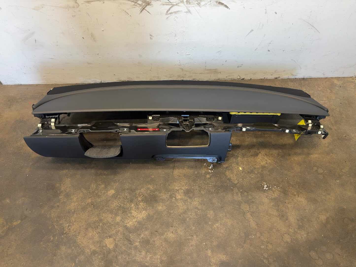 2020-2025 Tesla Model Y Dash Panel With Airbag 1077823-00-G