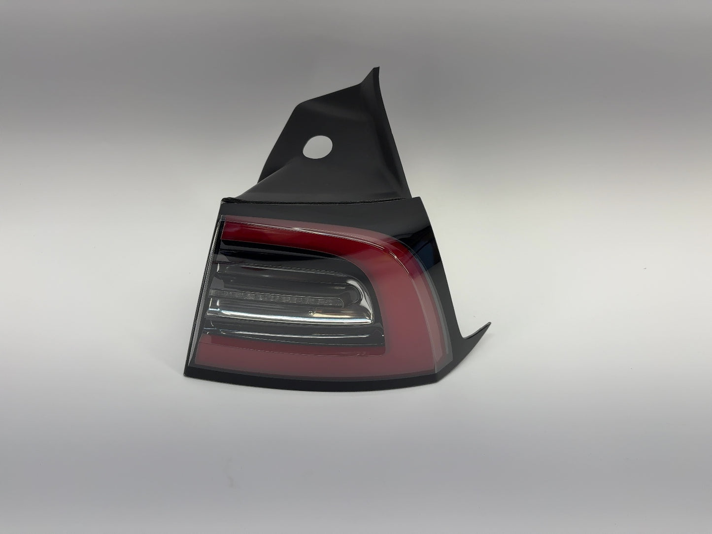 2021-2023 Tesla Model 3 Tail Lamp Rear Bodyside Right 1077398-00-H