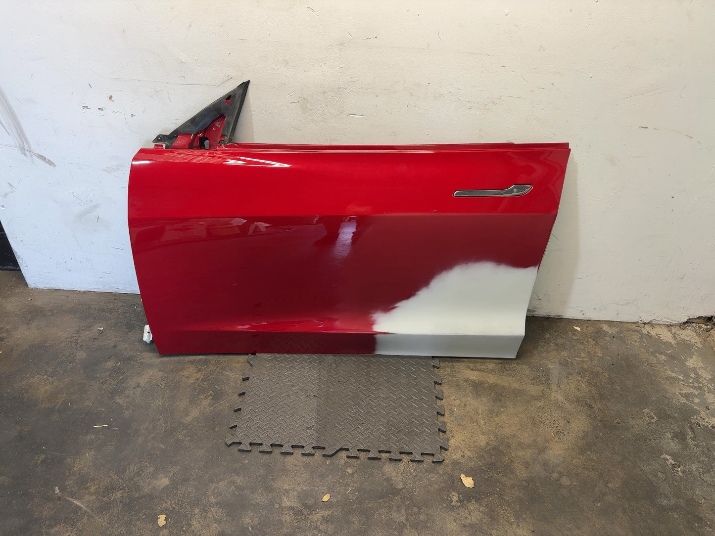 2018-2023 Tesla Model 3 Front Left Door Shell 1081421-E0-C