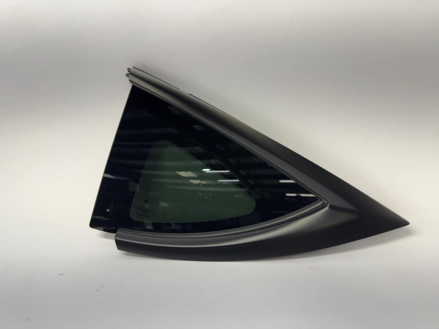 2023-2025 Tesla Model Y Left Quarter Glass 1495740-00-J