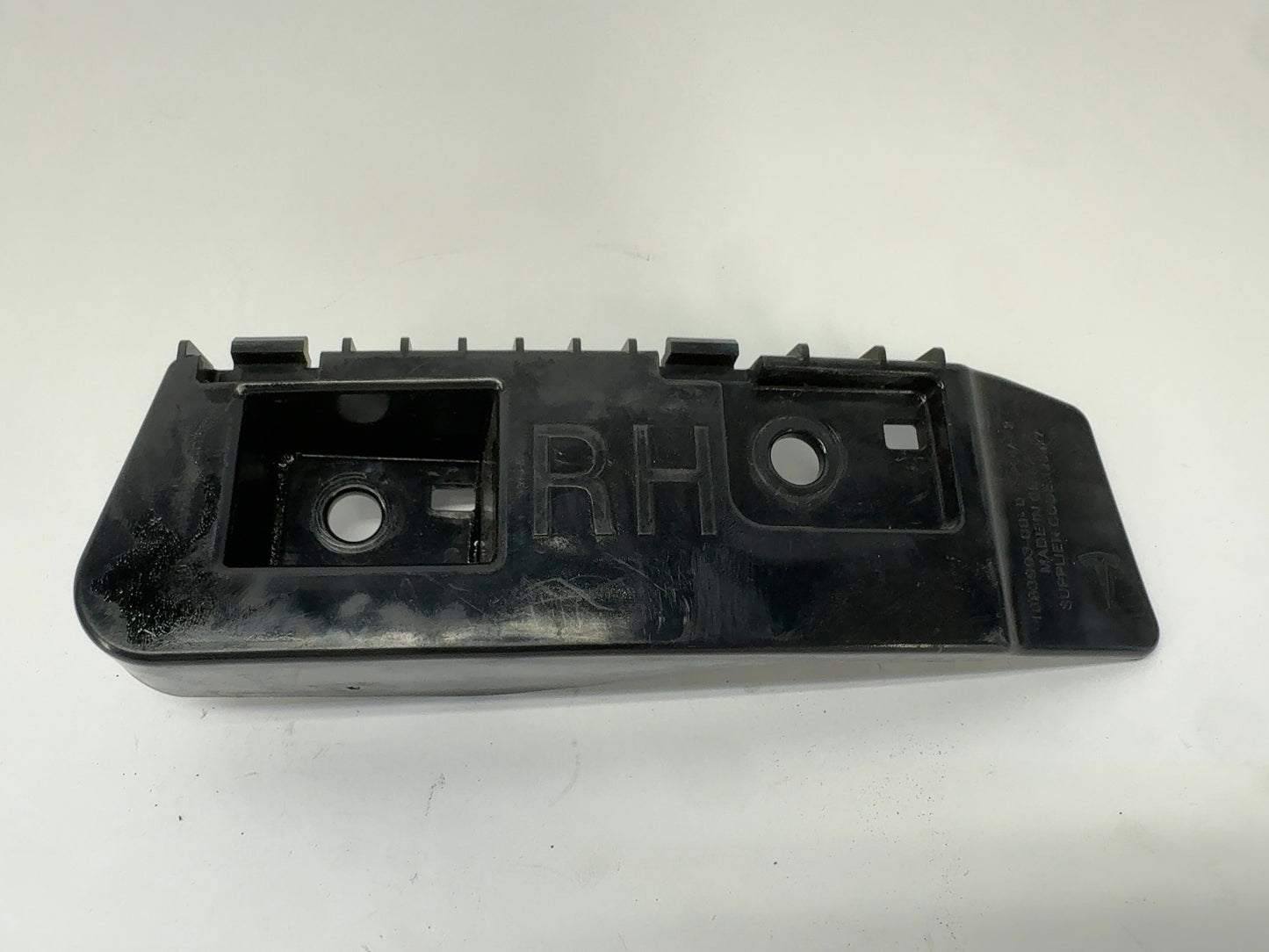 2018 Tesla Model 3 Bracket Tail Lamp Right 1083993-00-D