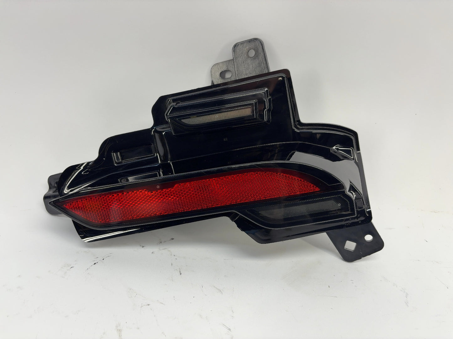 2026 Tesla Model Y Juniper Rear Right Bumper Light 1979445-10-D