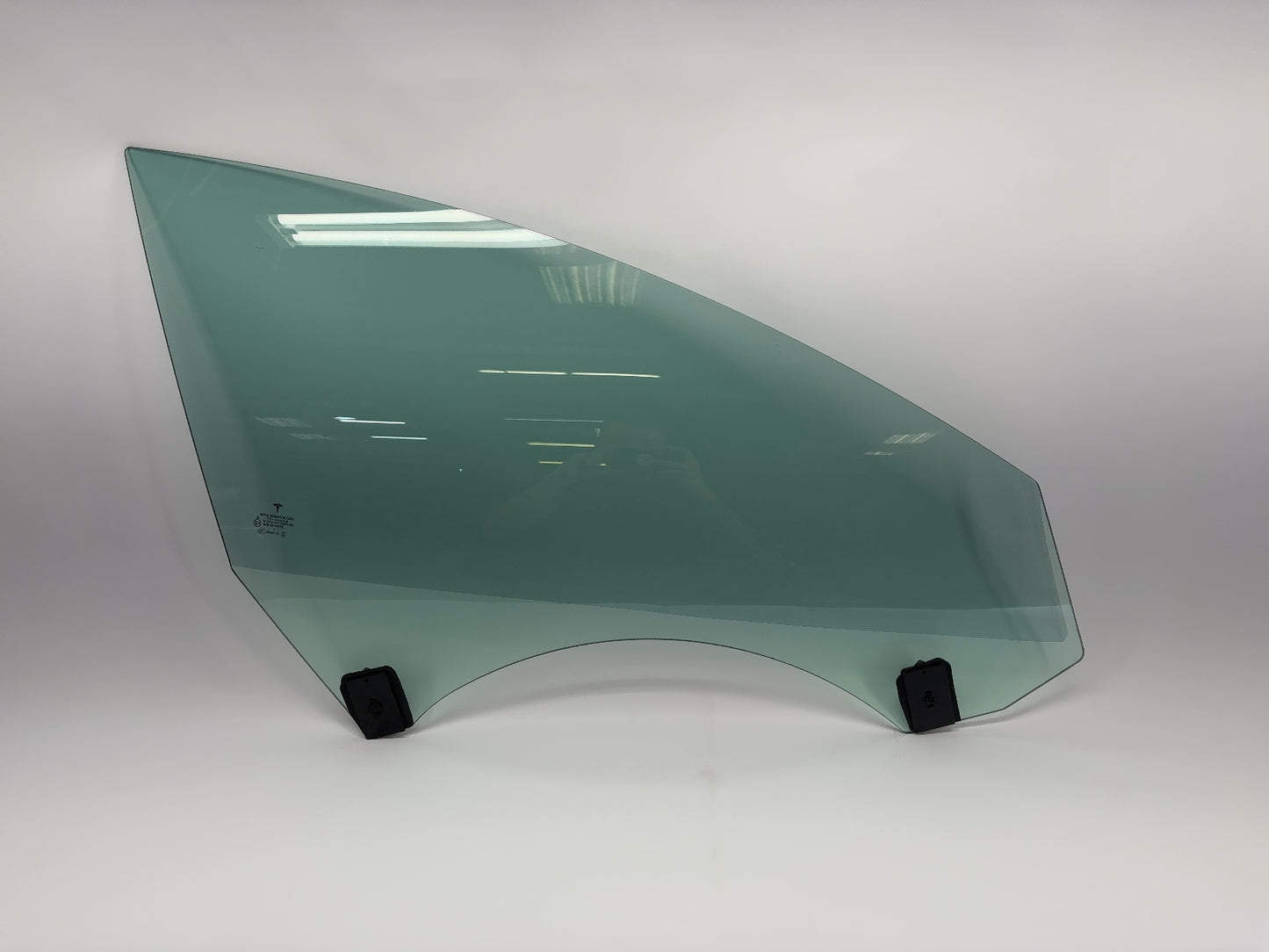 2021 Tesla Model 3 Front Right Door Glass Laminated Note 1568569-00-B