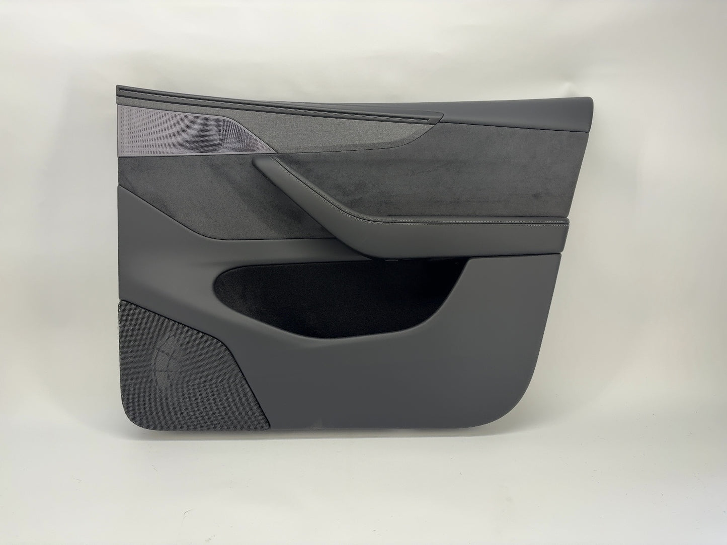 2026 Tesla Model Y Juniper Front Right Door Panel 3643295-51-G