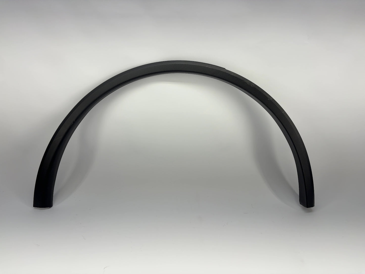 2026 Tesla Model Y Juniper Rear Fender Garnish Right 1937596-00-D